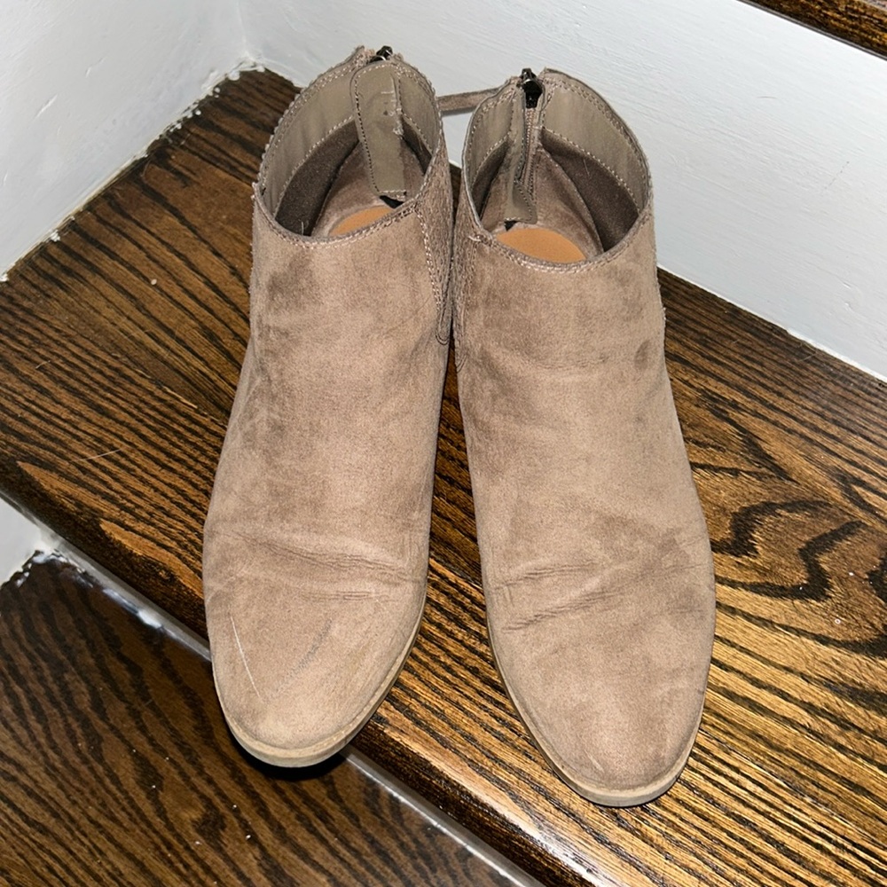 DV booties
